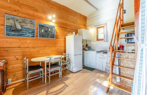 Saint-Paulet-de-Caisson Ski Chalet | Chalet "Gîte" with Private Pool, Wi-Fi, and Air Conditioning