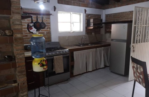Colonia 5 de Diciembre Apartment | Charming 1-bedroom apartment in fabulous Puerto Vallarta with AC