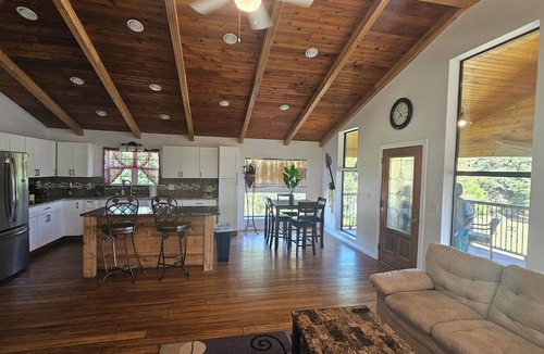 Canton House | Charming 2-bedroom Country house nestled on a Cattle ranch - known as Rancho 2.