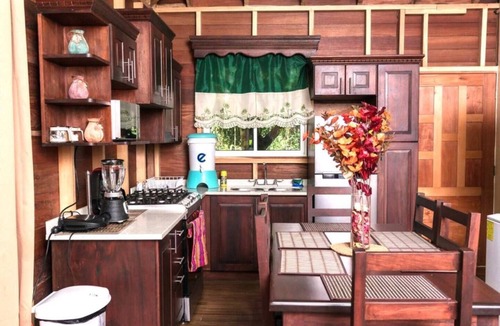 Santa Ana House | Charming 2-bedroom house with AC, WiFi and Pool in peaceful Place Santa Ana