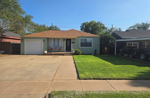 Lubbock House | Charming 2-bedroom house in Lubbock TX, Walking Distance from Texas Tech