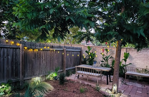 Wells Branch House | Charming 2-bedroom house in wonderful Austin with AC, WiFi