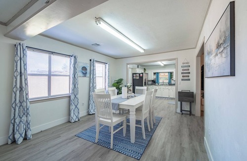 Onalaska House | Charming 2-bedroom lake house in Onalaska, TX!