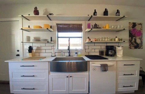 Marathon House | Charming 3-bedroom "The Rose House" in Marathon near Big Bend NP