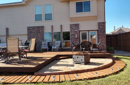 Elmo House | Charming 4-bed/3 bath house in Rockwall. Every stay is 5-Stars. Big bedrooms.