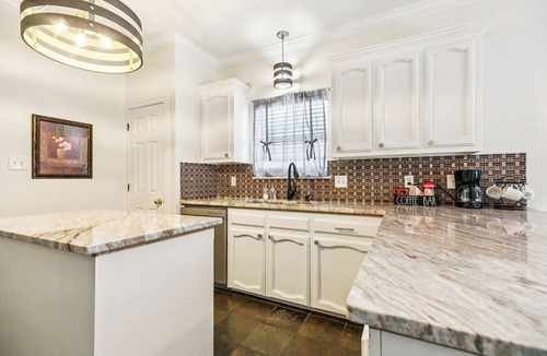 Denham Springs House | Charming 4-bedroom house with WiFi and AC in Denham Springs