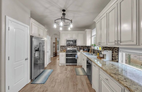 Burleson House | Charming 4-bedroom house with Pool in cozy Burleson