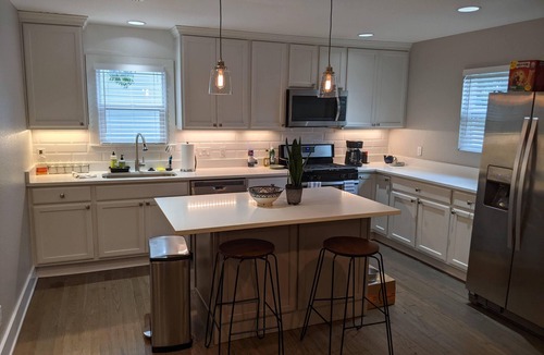 Highland House | Charming Austin bungalow, close to everything
