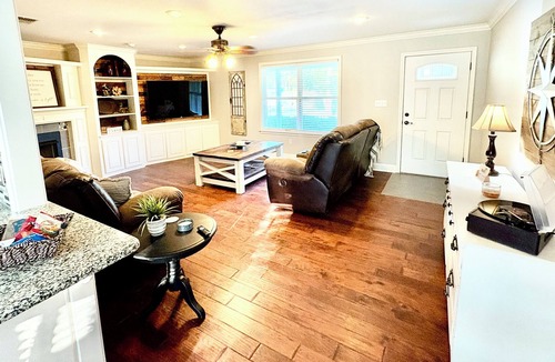 Sulphur Springs House | Charming Country Getaway in Reilly Springs