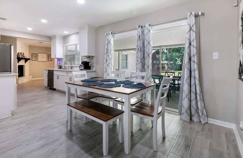 Slidell House | Charming Home