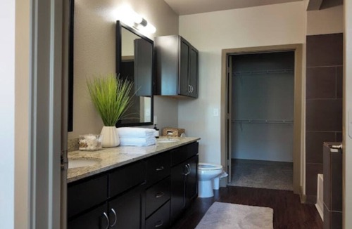 Dallas Apartment | Charming Pool Stay Peaceful MAJOR INTERNATIONAL SPORTING EVENT Getaway