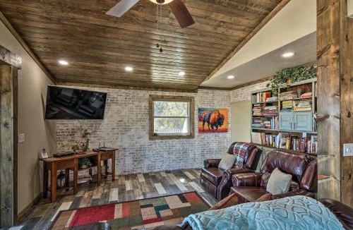 Canyon House | Charming Texas Home w/Stunning Canyon Views!