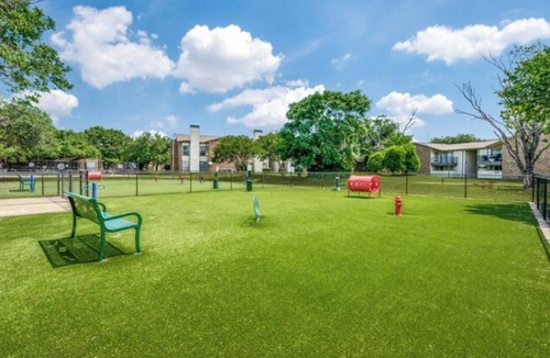 Addison House | Charming townhome in delightful Addison with space for everybody!