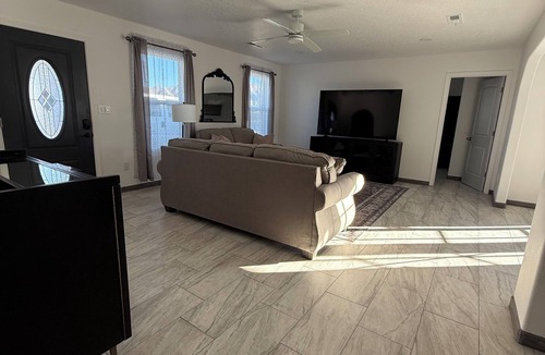 Truth or Consequences House | Charming house in Truth or Consequences close to town and lake