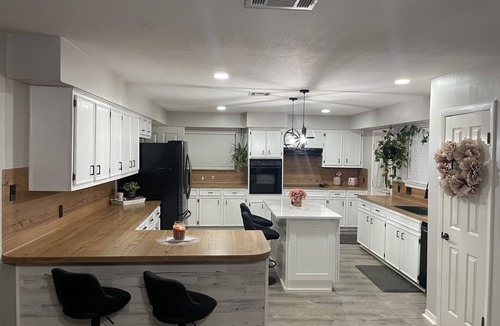Manchaca House | Chic Large Austin Home For Families & Groups - sleeps 9+ Game Room and on 1 acre