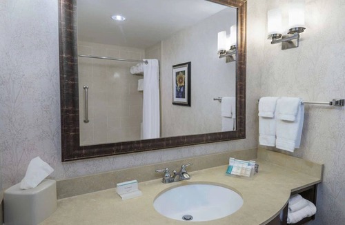Far North Central Hotel | Chic Room Perfect for Couples Exploring San Antonio Attractions | Outdoor Pool