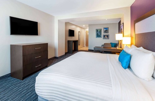 Apodaca Hotel | CHN Hotel Monterrey Aeropuerto, Trademark by Wyndham