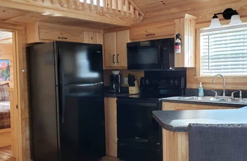 Christopher Creek Cabin | Christopher Creek Cabins - Cabin 11