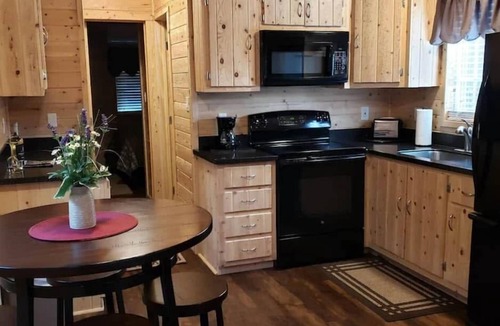 Christopher Creek Cabin | Christopher Creek Cabins - Cabin 3