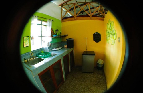 Flores Hostel | Ciao Cacao Hostel & Vegan Cafe