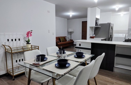 Zona 14 Apartment | Cielo Citadino