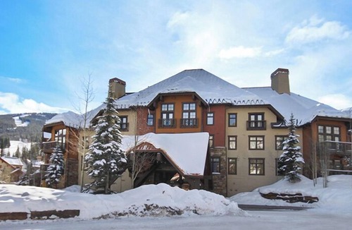 Copper Mountain Village Condo | Cirque 2 Bedroom Condo #111 by RedAwning