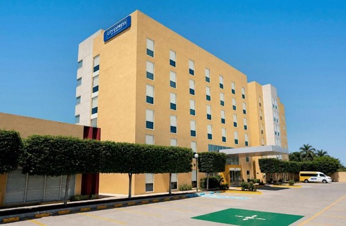 Ciudad Obregon Hotel | City Express by Marriott Ciudad Obregon