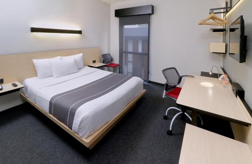 Monterrey Hotel | City Express Plus by Marriott Monterrey Nuevo Sur