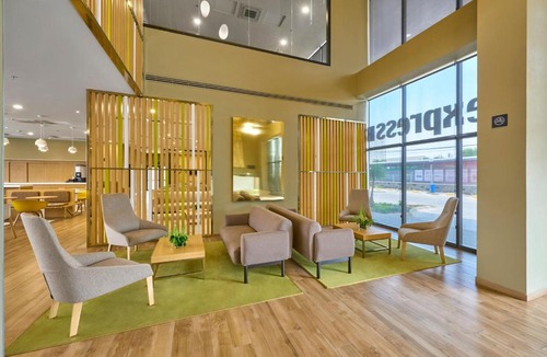 Leon Hotel | City Express Plus by Marriott Leon Centro de Convenciones