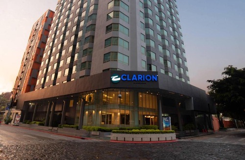 Zona 10 Hotel | Clarion Suites Guatemala City