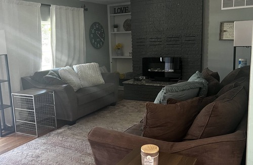 Southeast Eugene House | Close to Campus