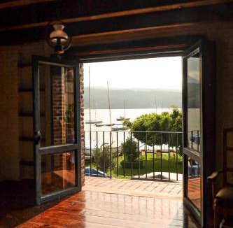 Valle de Bravo Hotel | Club de Vela Santa María