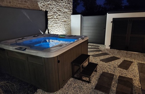 Andilly Cottage | Cocon Pour 2 Avec Jacuzzi