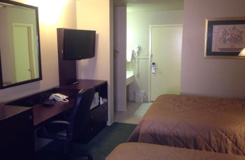 Monahans Hotel | Colonial Inn Monahans TX