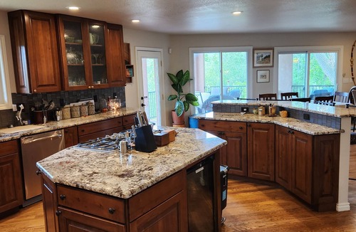 West Colorado Springs House | Colorado Springs Mesa Retreat
