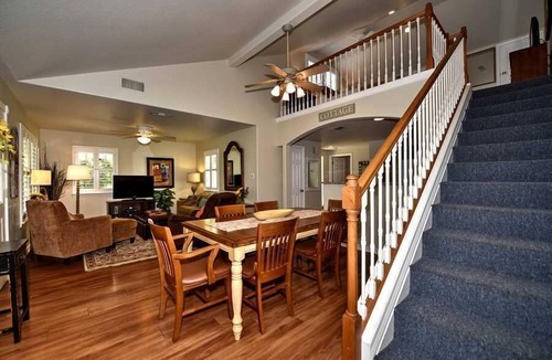 New Braunfels Cottage | Comal River Cottages River 403A