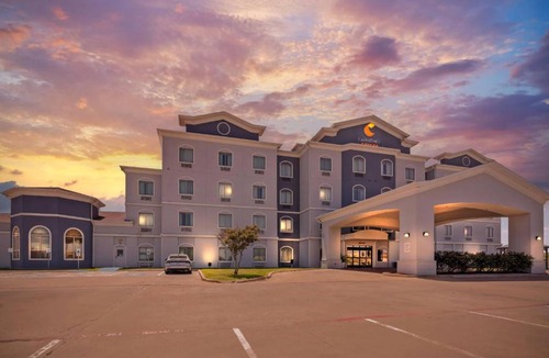 Fort Worth Hotel | Comfort Suites Lake Worth