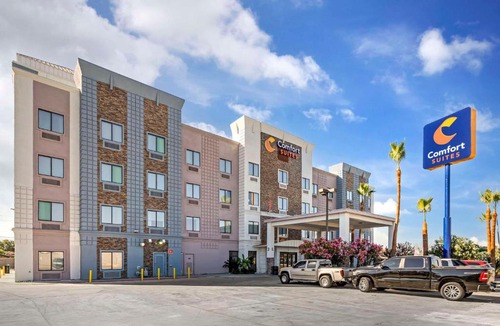 Bonanza Hotel | Comfort Suites Laredo - Nuevo Laredo