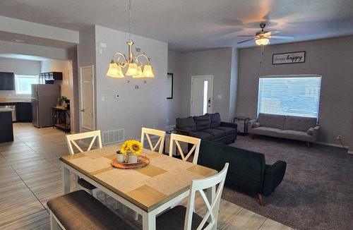 Biggs Field House | Comfortable 3BR Home , Eastside El Paso, Family Friendly