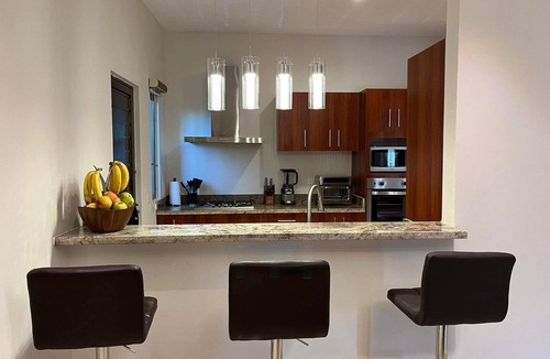 Zona Industrial House | Comfortable and luxurious house in safe area