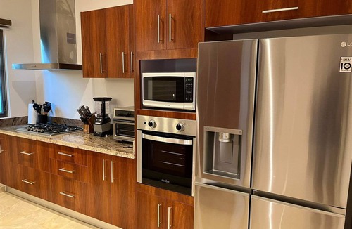Zona Industrial House | Comfortable and luxurious house in safe area
