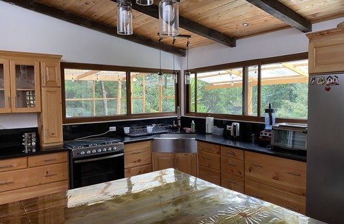 Jaibalito House | Comfortable Cottage for Groups on 2 acre Homestead