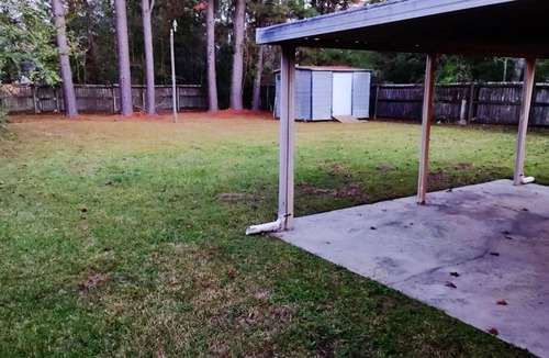Denham Springs House | Comfortable Spacious 3 BR 2 BA pet and kid friendly home near Baton Rouge