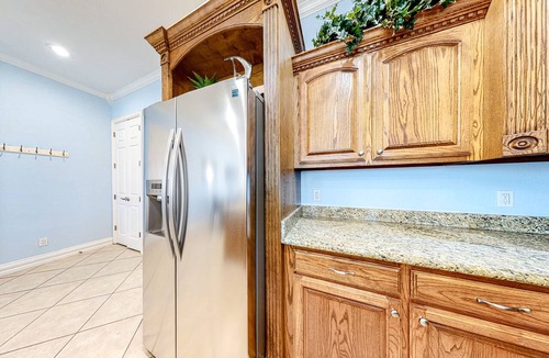 South Padre Island Condo | Comfortable, family-friendly condo w/shared pool - steps to beach, dogs OK