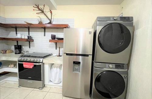 Chimaltenango Apartment | Comfy. Internet, Netflix,washer and Dryer,full Kitchen