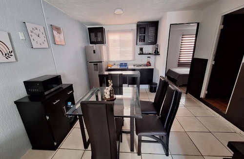 Tlaquepaque Apartment | Como Depth Cerca de la Central de Autobuses a 10 min del Parían Tlaquepaque