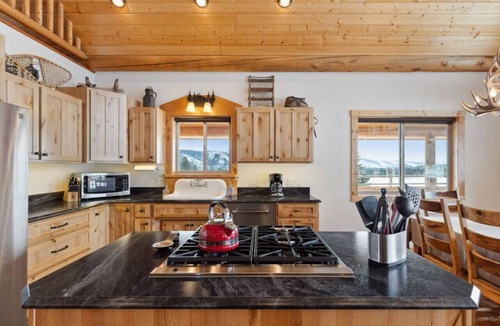 Grantsdale Apartment | * * *Como Peaks Cabin* * *