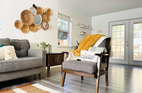 Jacksonville House | Complete Home 2.2 miles away from AIR FORCE!