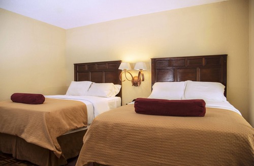 Zona 4 Hotel | Conquistador Hotel and Conference Center