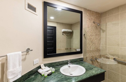 Zona 4 Hotel | Conquistador Hotel and Conference Center
